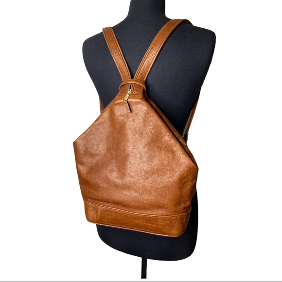 Chris Gurdal Handbags - Chris Gurdal Brown Leather Convertible Backpack